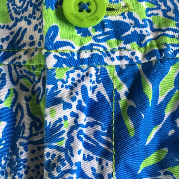 EUC Lilly Pulitzer Callahan shorts - Picture 2 of 6